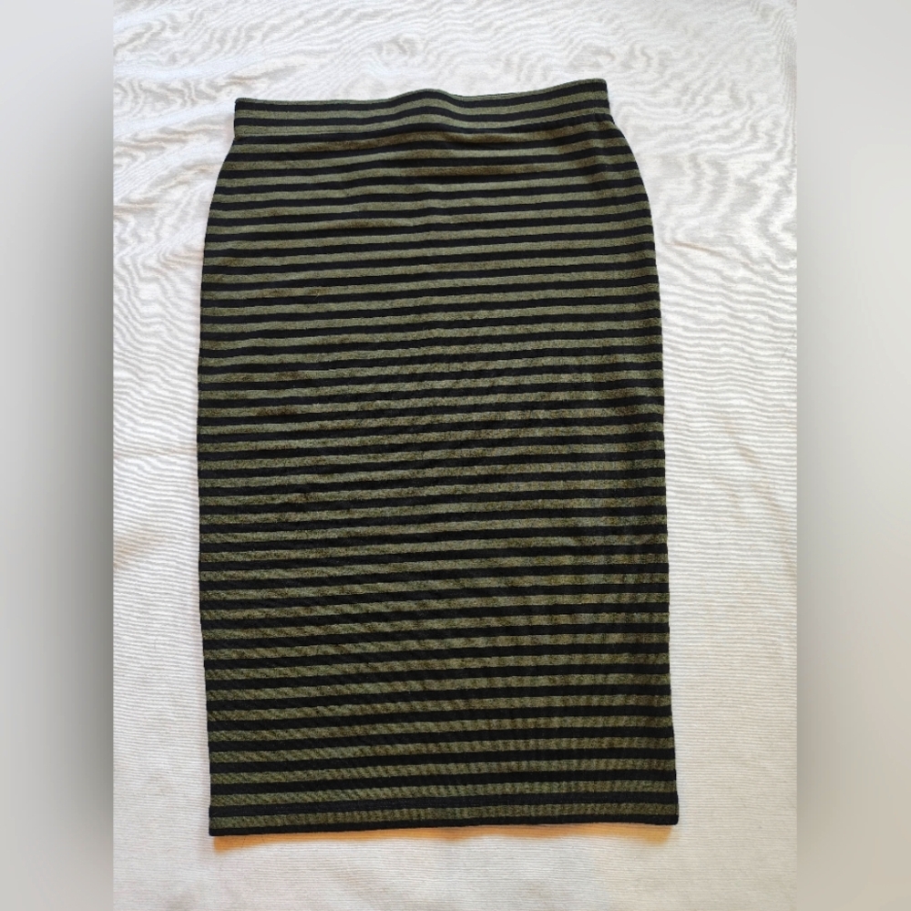 Smart Set Striped Black and Green Midi Skirt